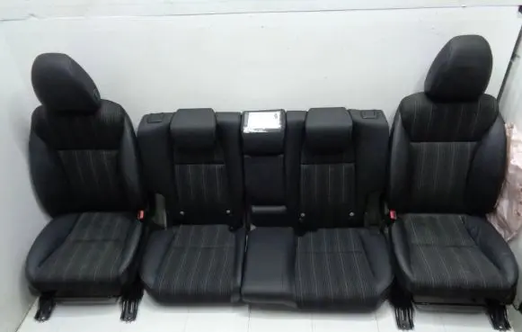 Seat set