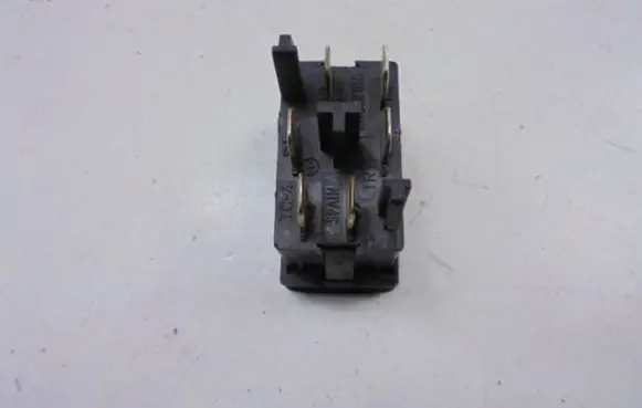 Volkswagen Polo III 6N 6N2 6NF Electric window control switch 191959855