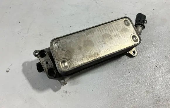 Audi Q3 8U Gearbox / Transmission oil cooler