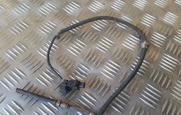 Mercedes-Benz Sprinter W906 Exhaust gas temperature sensor A0071539528