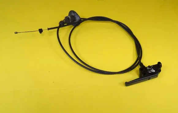 Engine bonnet/hood lock release cable