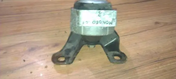 Ford Mondeo Mk III Engine mount bracket 1s716f012gb 1s71-6f012-gb