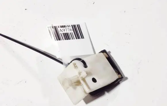 Toyota Avensis T220 Engine bonnet (hood) release handle