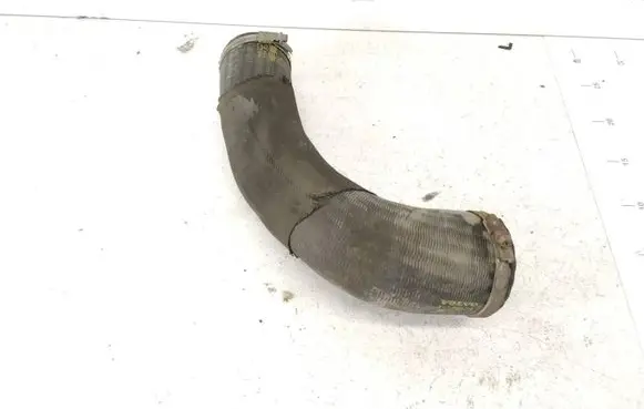 Volvo V60 Intercooler hose/pipe 31338809