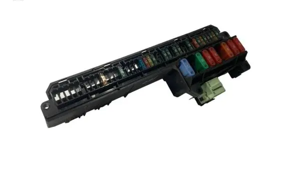 BMW 5 E60 E61 Fuse module 6957330 61146957330