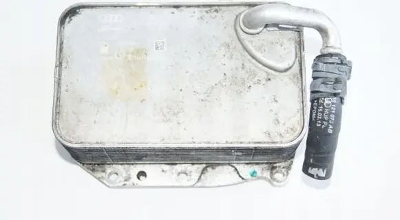 Audi A6 Allroad C7 Engine oil radiator 059117015K