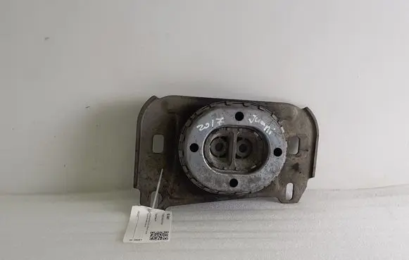 Toyota Proace Gearbox mount 9673768680