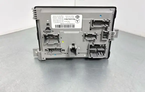 Mercedes-Benz E W213 SAM control unit A2139009312