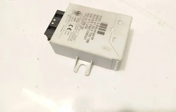 BMW 5 E39 Immobilizer control unit/module 61354100188 608377UTA YWC106531