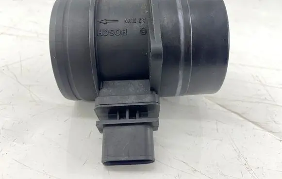 Audi A4 S4 B8 8K Mass air flow meter 03G906461C