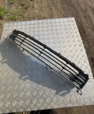 Mazda 6 Front bumper lower grill GS1D501T1