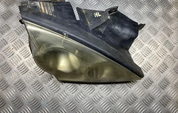 Hyundai Terracan Headlight/headlamp 92102H1XXX