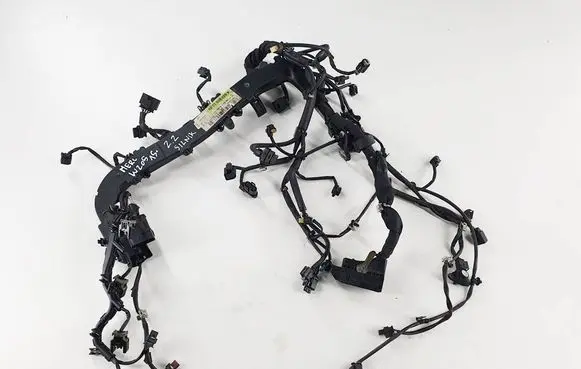 Mercedes-Benz C W205 Engine installation wiring loom A6510103204-pp a6510103204