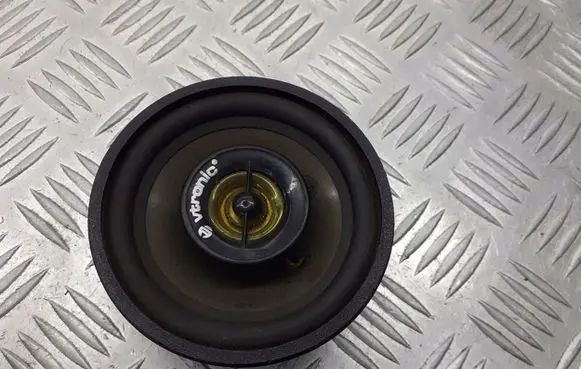 Audi A3 S3 8L Front door speaker