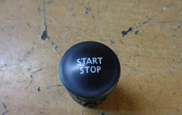 Renault Clio IV Engine start stop button switch 606978R
