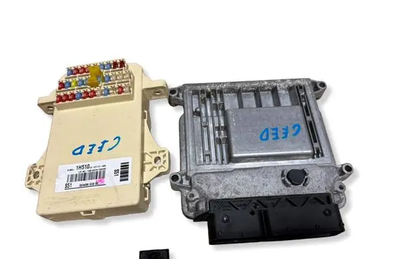 KIA Ceed Engine ECU kit and lock set 0261201324 391102B500