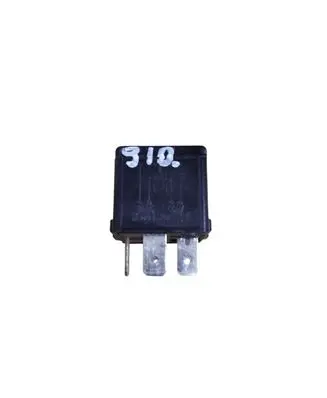 Mitsubishi Space Star Other relay V23134B52X240