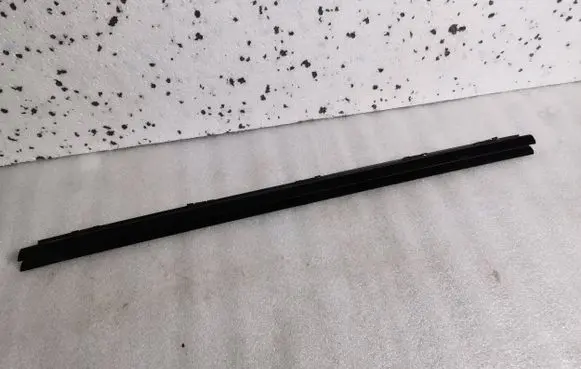 Mini Cooper Countryman R60 Rear door trim (molding) 9800609