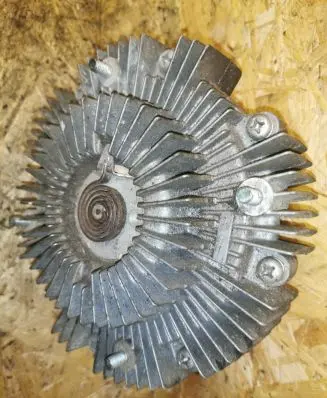 Toyota Hilux (AN10, AN20, AN30) Viscous fan clutch 12BF