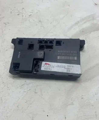 Mercedes-Benz E W211 Door control unit/module 2118201685 355556 7560780