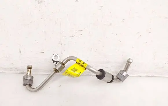 Opel Astra K Fuel injector supply line/pipe 55593158BA