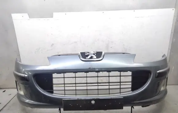 Peugeot 407 Front bumper