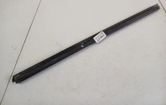 Rubber seal rear door