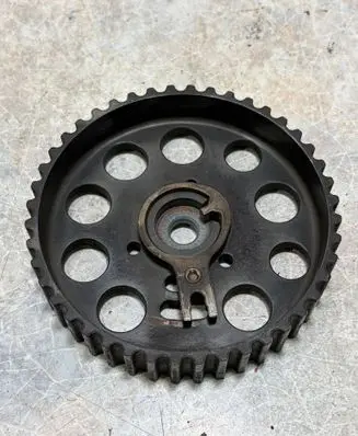 Volkswagen PASSAT B8 Camshaft pulley/ VANOS 04L109105