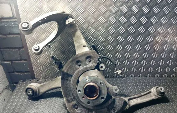 BMW 5 GT F07 Front wheel hub spindle knuckle 31216775767 6775767