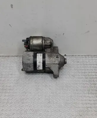 Renault Clio IV Starter motor 8200369521F 11H22378MS