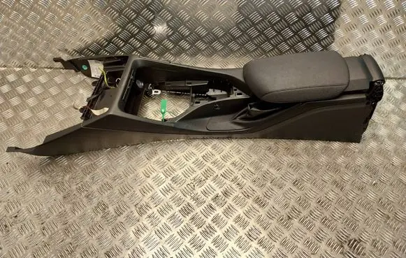 BMW X1 E84 Armrest S26380687 105005733