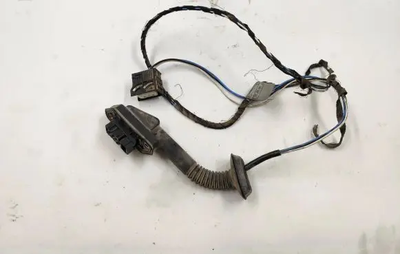 BMW 3 E36 Rear door wiring loom 13871041 8353742 02484722