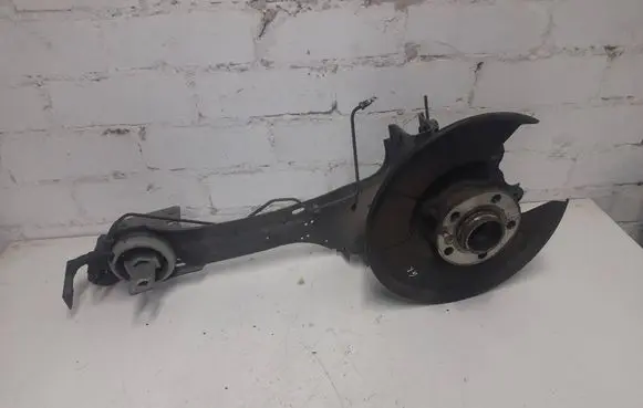Volvo V70 Rear wheel hub