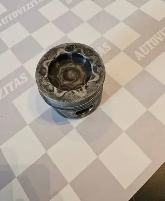 Volkswagen Golf VI Piston ACH15