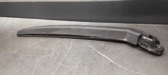 Nissan Murano Z50 Front wiper blade arm