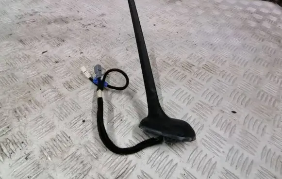 Fiat Tipo Radio antenna 52052286 10R040015 D800