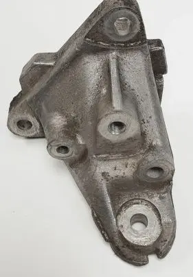 Mercedes-Benz E W124 Engine mounting bracket R1022234104