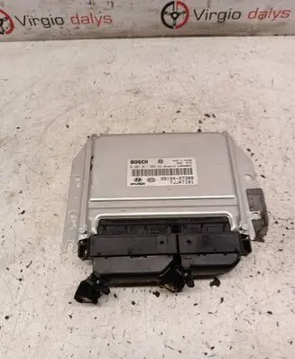 Hyundai Tucson JM Engine control unit/module 3910427300 1039S09872 7JJ4TI01