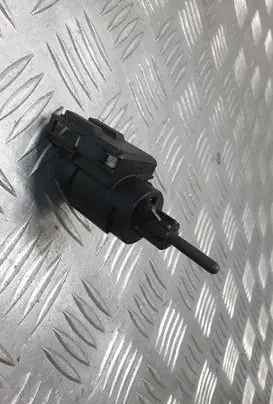 Audi A6 S6 C6 4F Brake pedal sensor switch 3B0945511C