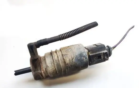 Skoda Superb B5 (3U) Windscreen/windshield washer pump 