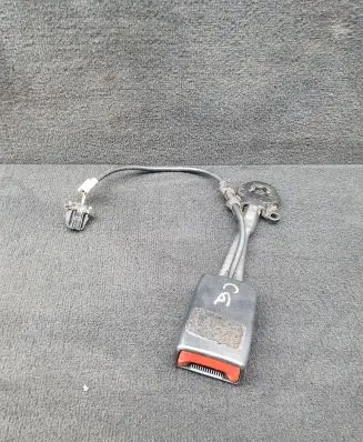 Audi A6 S6 C6 4F Front seatbelt buckle 8E0857755D 8E0857755G01C