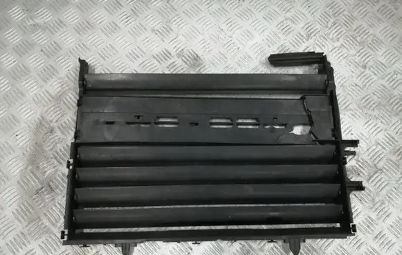Citroen C4 III e-C4 Intercooler air guide/duct channel 1138317XX 113831XY