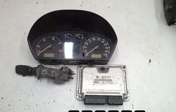 Skoda Fabia Mk1 (6Y) Engine control unit/module 0281010289
