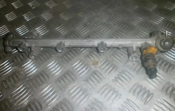 Mitsubishi Galant Fuel main line pipe inp065