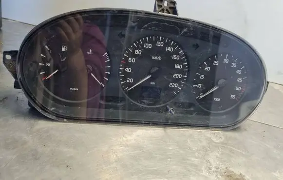 Renault Scenic I Speedometer (instrument cluster) 7700847784 09046339902