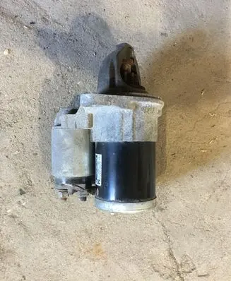 Subaru Legacy Starter motor 23300AA71A M000T38571ZC