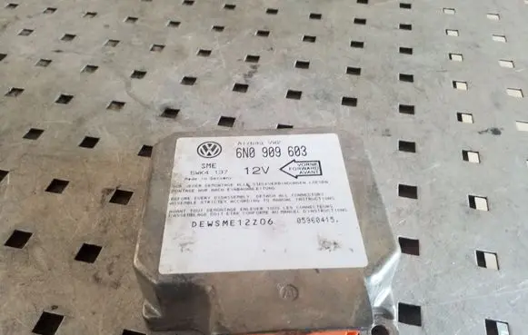 Volkswagen Sharan Airbag control unit/module 6N0909603 5WK4137