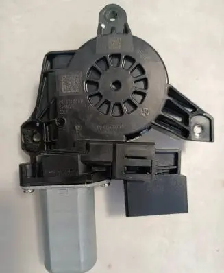 BMW 2 Active Tourer U06 Front door window regulator motor 5A18F13