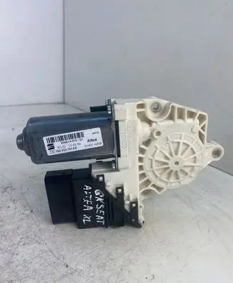 Seat Altea XL Rear door window regulator motor 1K0959703AE 995914370 91401H006