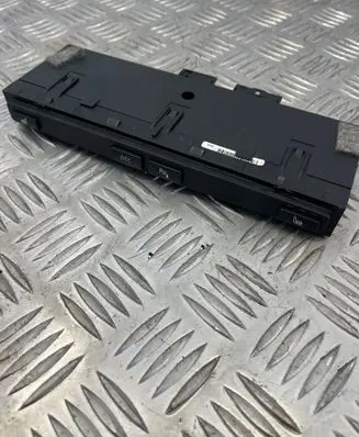 BMW 5 E60 E61 Seat heating switch 6952480 13580363